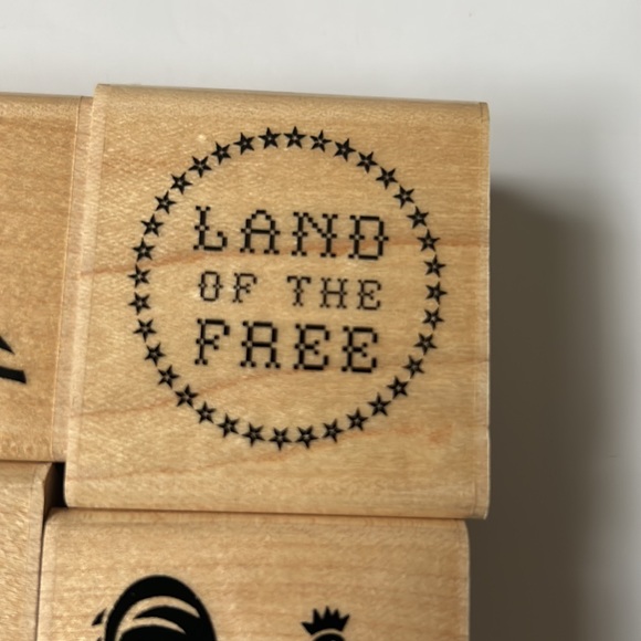 Land of the Free S686 stamp set - Picture 3 of 9